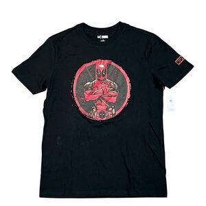 New! NWT Gap Marvel Deadpool Tee Shirt Small